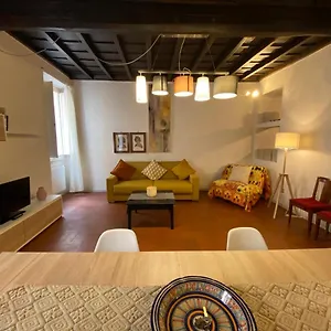 rome-downtown.it-romehotels.com/